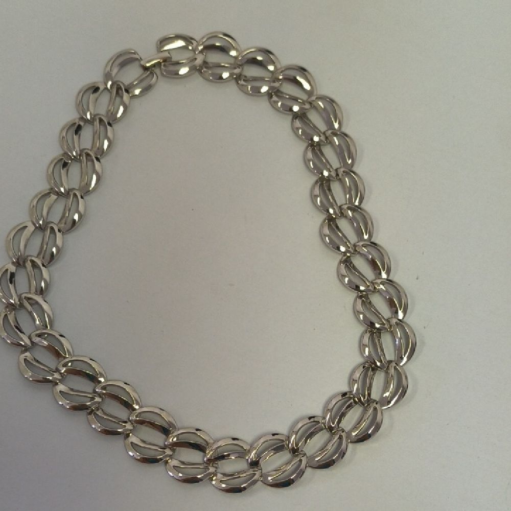 Vintage Napier Silver Tone Necklace - Picture 2 of 3